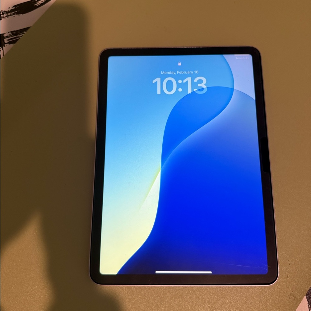 Apple iPad Air- Purple